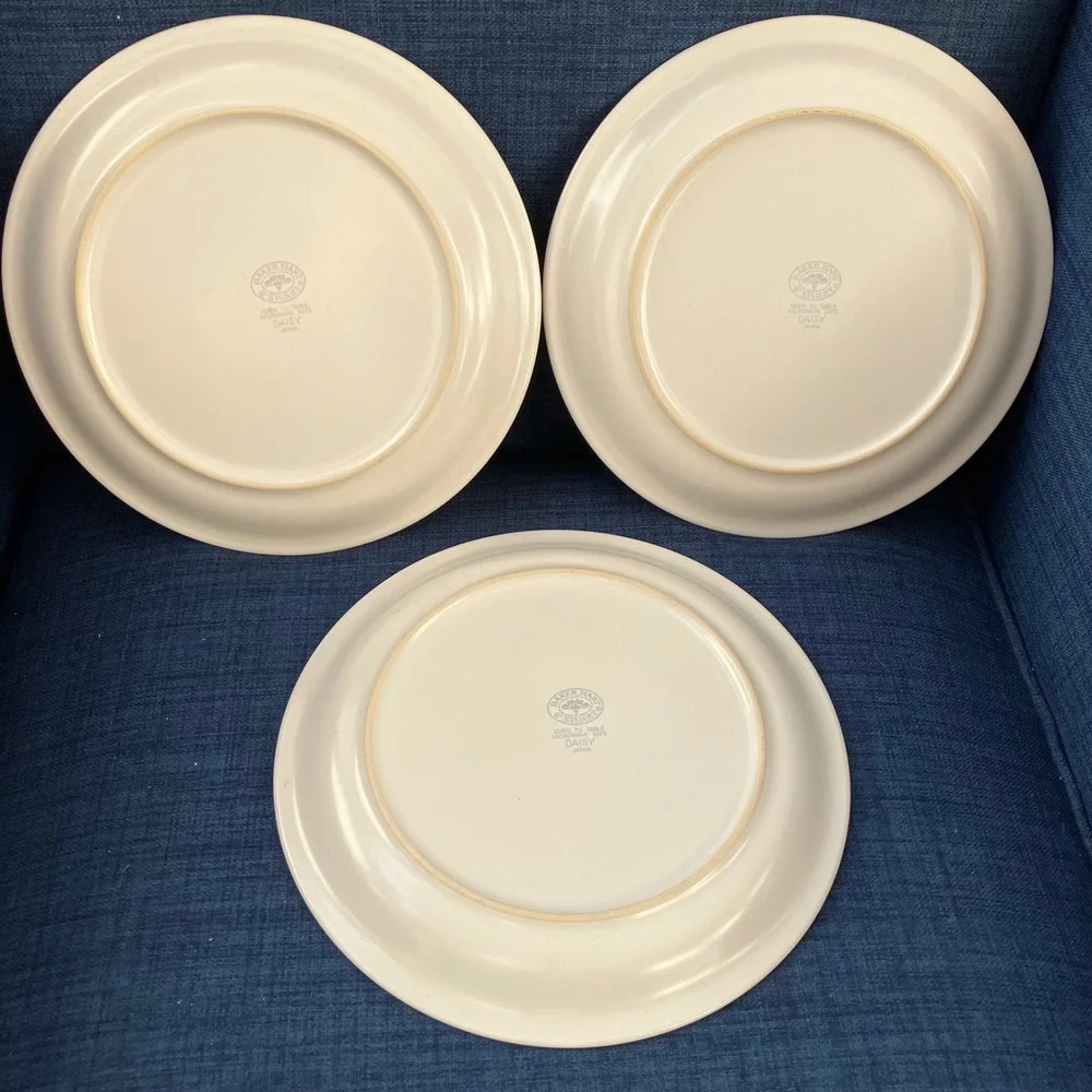 Baker Hart Stuart Dinner Plates Daisy 10.5in White Blue Vintage Floral Set of 6